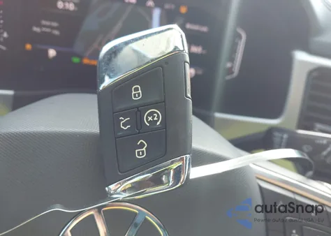 2022 Volkswagen Atlas Cross Sport 3.6L V6 Sel Premium R-Line z USA, uszkodzony, nr VIN 1V2FE2CA3NC205960